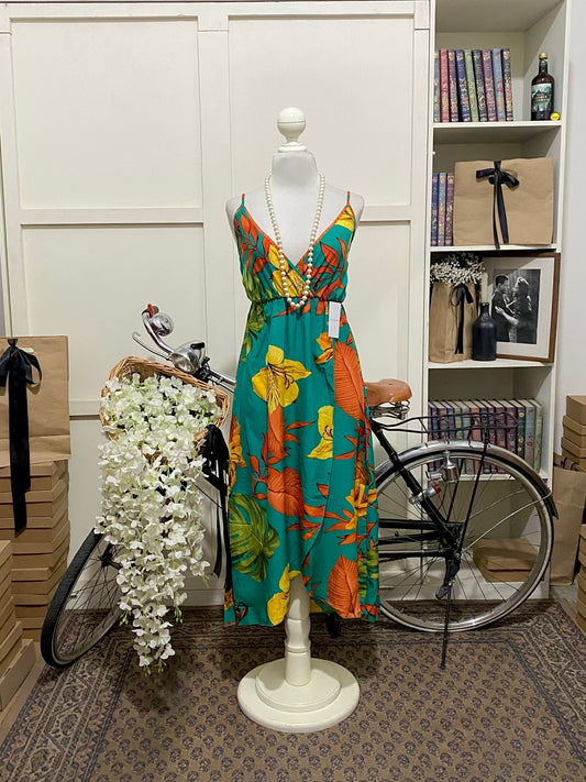 Vestido midi línea A verde flores tirantes